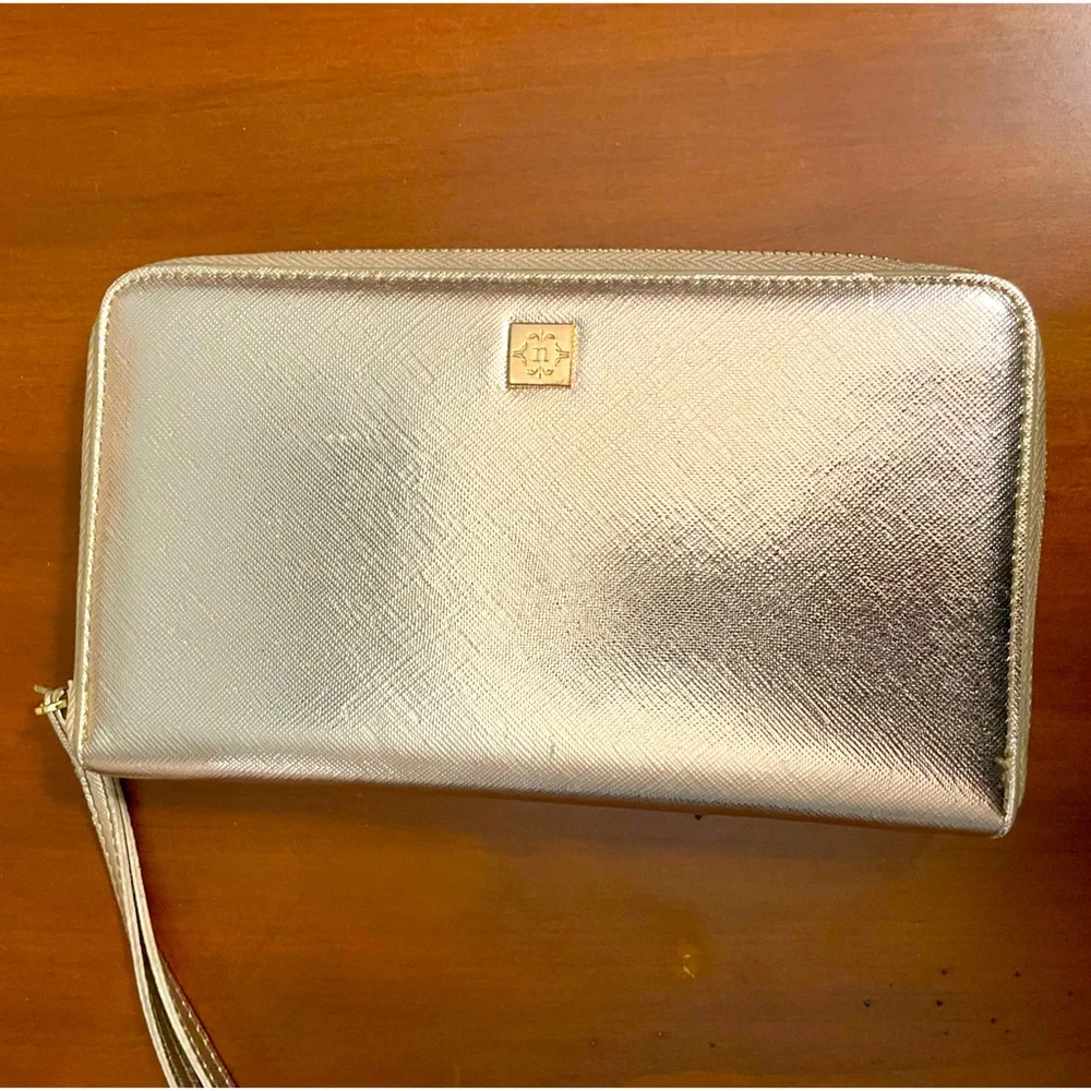 Nanette Lepore Gold Wristlet‎ Wallet.